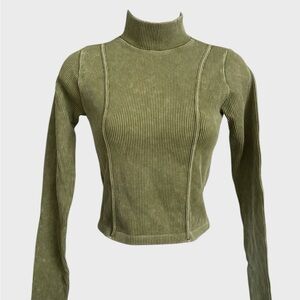 Hunter & Brown Ribbed Long Sleeve Mock-Neck Top Women's Size S Green Cropped